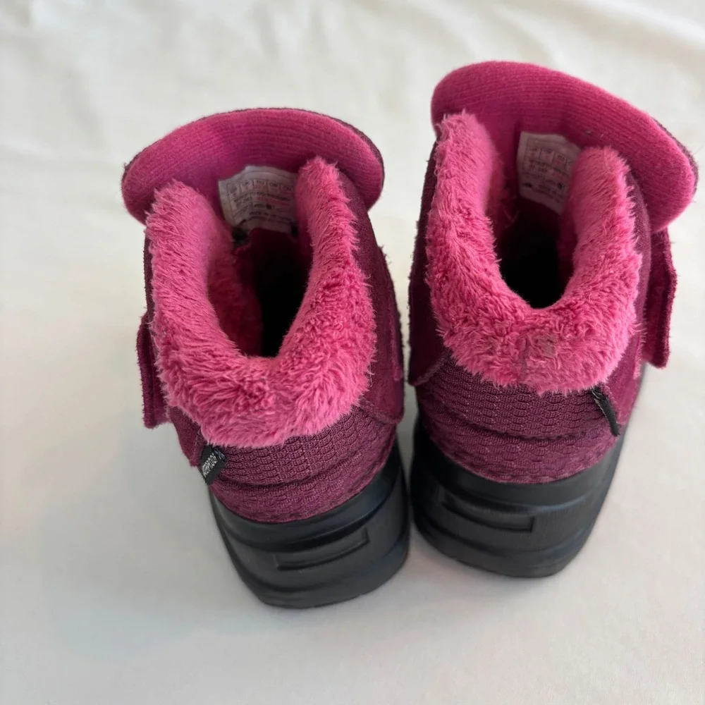 The North Face Pink Girls Alpenglow Winter Snow Boots Size 6